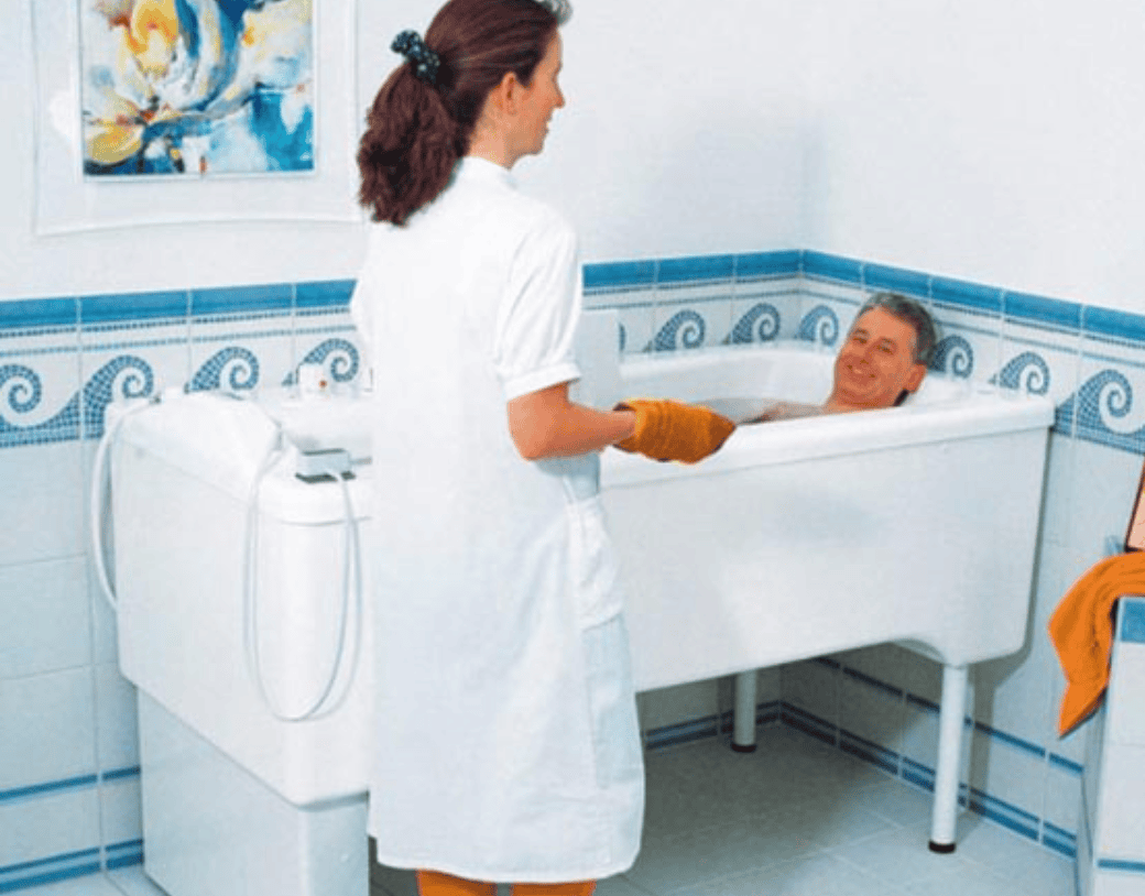 Thủy trị liệu toàn thân có tác dụng gì? | Vinmec